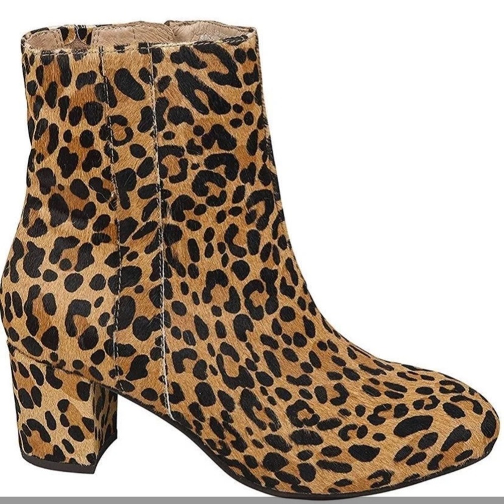 Earth Sparta Leopard Booties